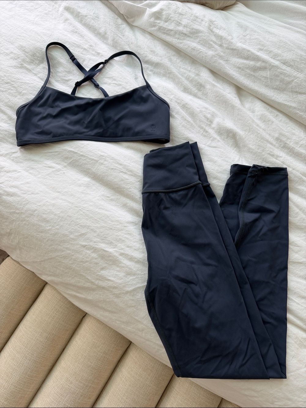 Cara Loren CAGE BRA & CROSSOVER LEGGINGS - INDIGO